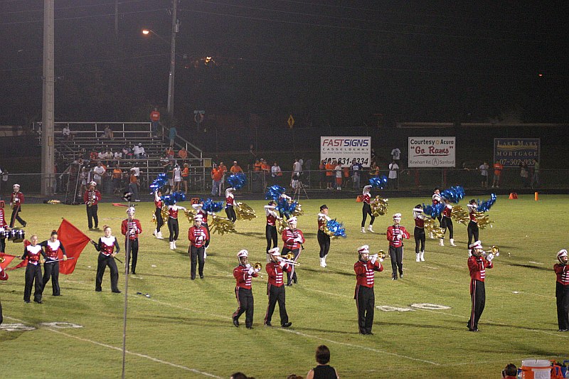 ../Images/fball083107_061.JPG