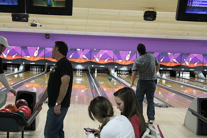../Images/Bowling_140.jpg