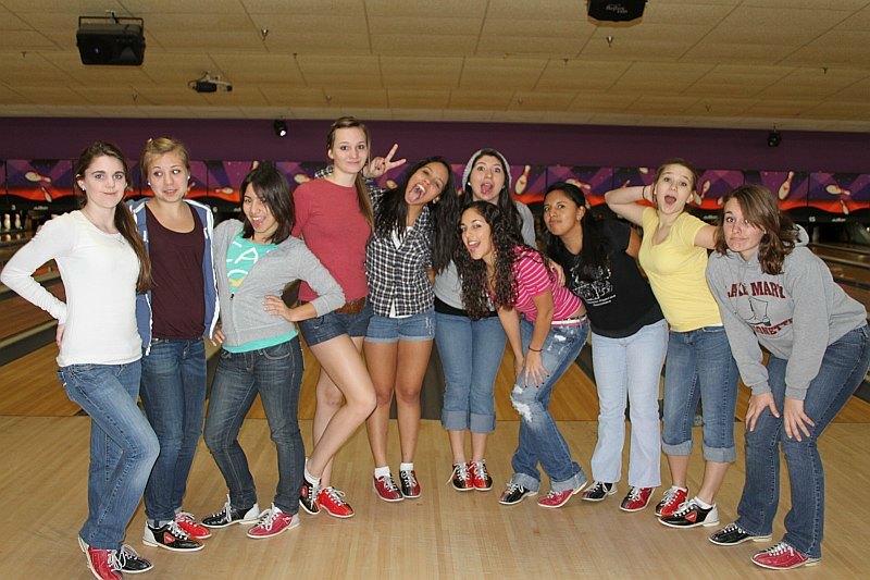 ../Images/Bowling_216.jpg