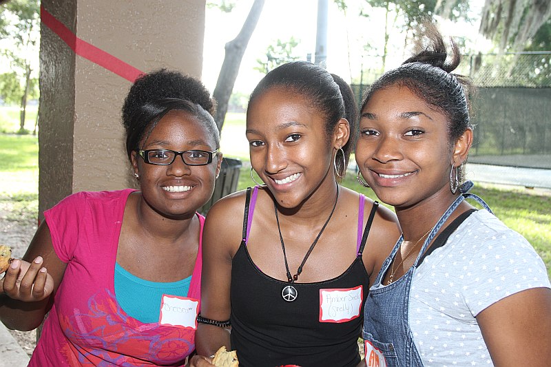 ../Images/Kickoff10_070.JPG
