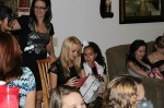 Thumbs/tn_MnetteHParty09173.jpg